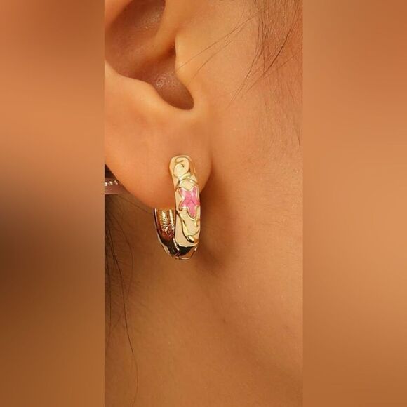 Star Hoop Earrings S1015 - Picture 3 of 5